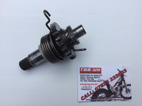 YAMAHA TYZ250 SCORPA SY250 KICK START SHAFT ASSEMBLY